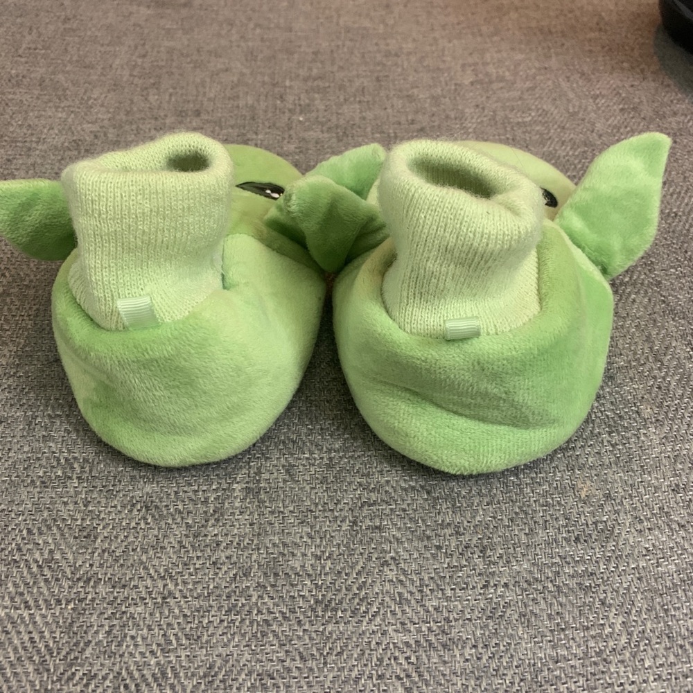 Baby Yoda Slippers - Picture 2 of 3